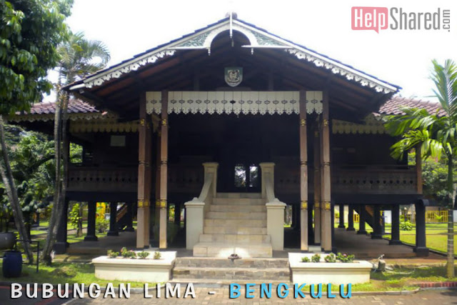 rumah adat bubungan lima bengkulu