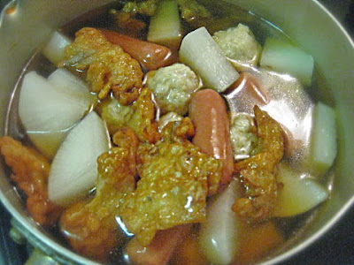 具材を煮る