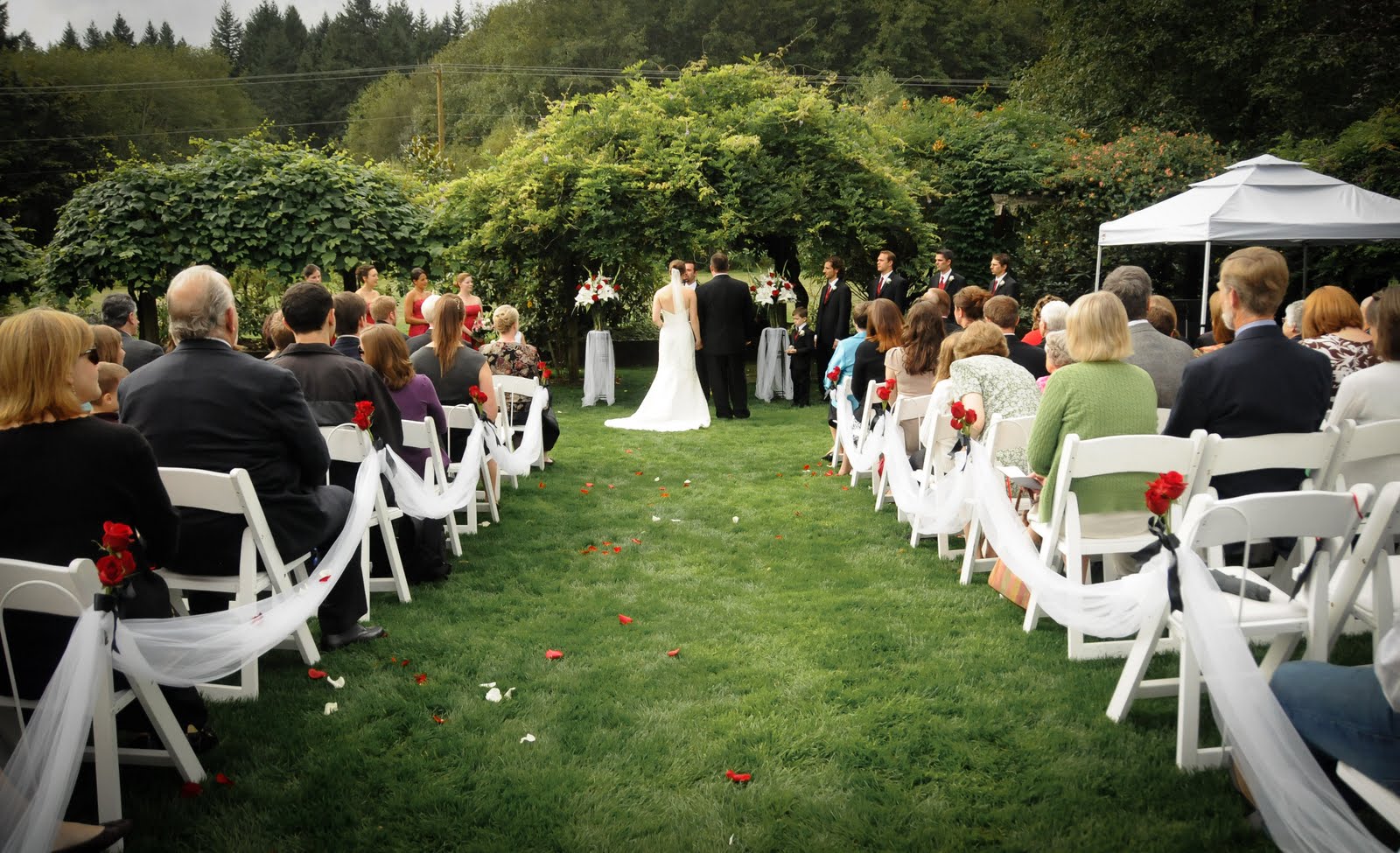 The perfect garden wedding.