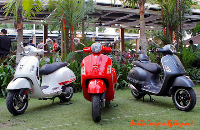 Sơn xe Vespa GTS Super màu xám lông chuột