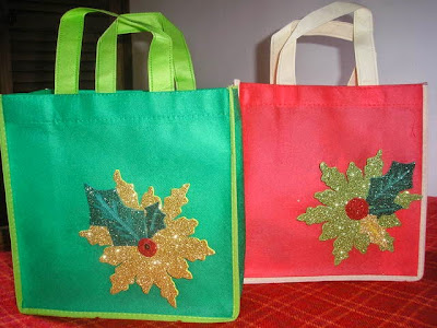 Foto de bolsas de tela ecologicas decoradas con motivos navideños