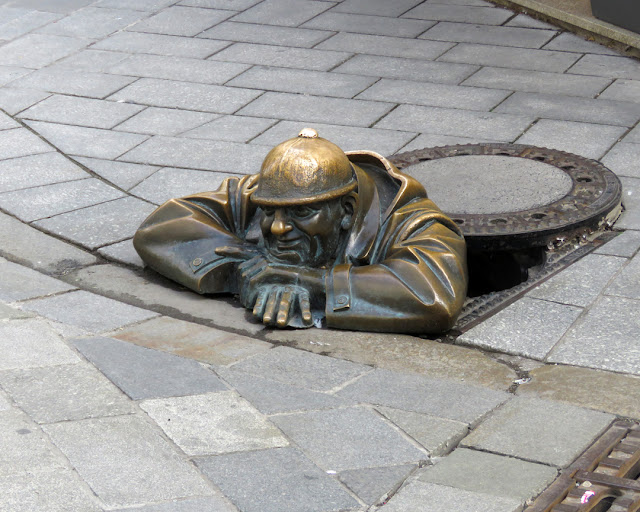 Cumil (The Watcher) by Viktor Hul�k, Ryb�rska Gate, Pansk�, Laurinsk�, Bratislava