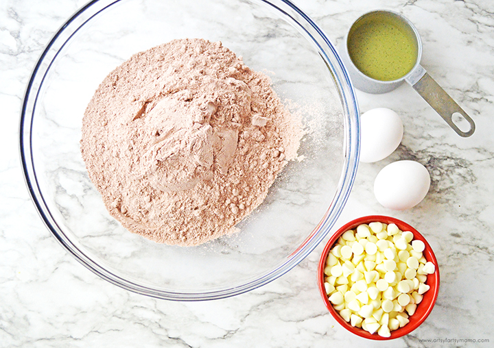 Red Velvet Cake Mix Cookies