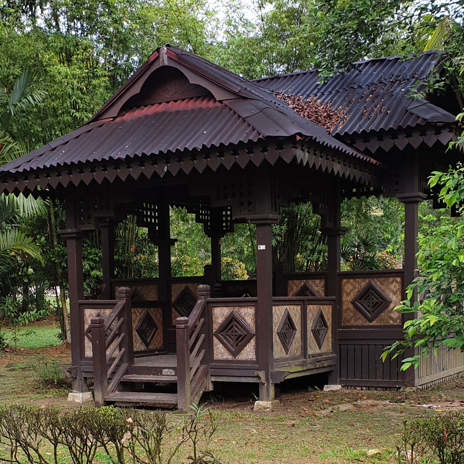  Pondok  Gazebo  Idaman