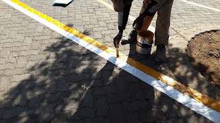 yellow traffic lines, white traffic lines, parking bay lines, parking bay numbers, parking bay lines and numbers, parking area, parking allocation, parking line painters, number painters, parking area, painting contractors, line painters, painting experts, professional painters, painters, road marking, road marking paint, road marking contractors, traffic lines, parking signs, no parking, paint parking bay, paint logo, parking bay area