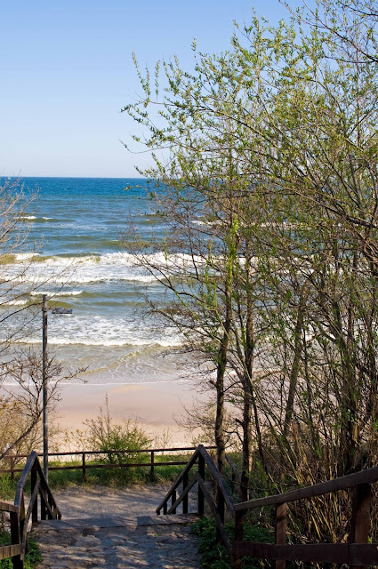 wejście na plażę Jastrzębia Góra