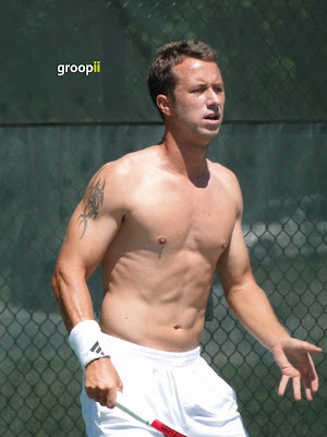 Philipp Kohlschreiber Shirtless at Cincinnati Open 2010