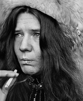 Tal vez debido a su educaci n Janis Joplin siempre neg ser homosexual o 