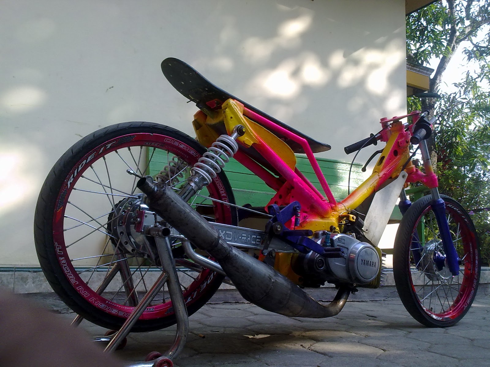 100 Gambar Motor Fiz R Drag Terkeren Puzzle