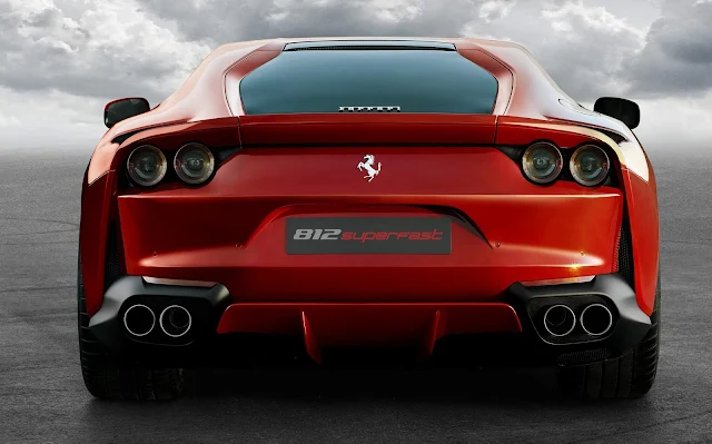 Ferrari 812 Superfast