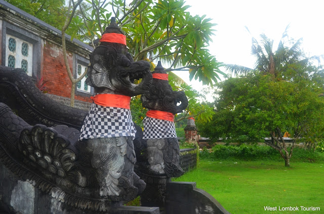 Pura Tertua di Lombok