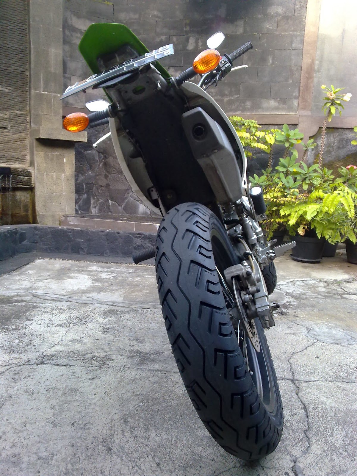 Tips N Trik Seputar Supermoto