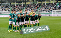 📸RACING CLUB DE FERROL 📆2 marzo 2024 ⬆️Enrique Clemente, Jesús Bernal, Josep Señé, Álvaro Giménez, Ander Cantero. ⬇️Iker Losada, Nico Serrano, Moi Delgado, Jon García, Óscar Pinchi, Sergio Cubero. RACING CLUB DE FERROL 2 🆚 REAL RACING CLUB DE SANTANDER 2 Sábado 02/03/2024, 16:15 horas. Campeonato de Liga de 2ª División, jornada 29. El Ferrol, La Coruña, estadio A Malata: 6.229 espectadores. GOLES: ⚽0-1: 3’, Rubén Alves. ⚽1-1: 9’, Álvaro Giménez. ⚽2-1: 66’, Álvaro Giménez. ⚽2-2: 90+3’, Peque, de penalti.