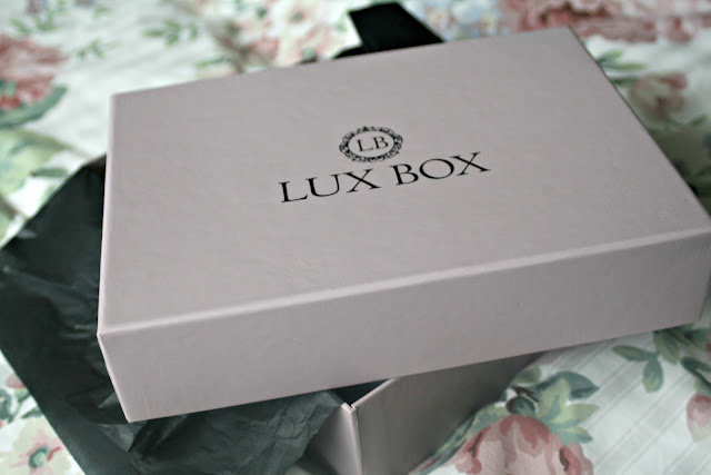 Lux box