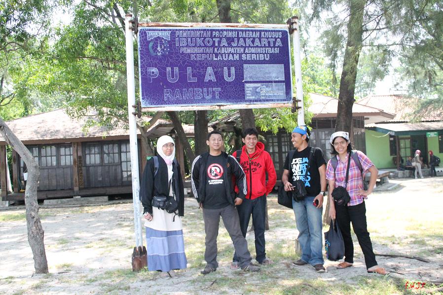  F W J P Jalan Jalan ke Pulau Rambut  dan Pulau Untung 