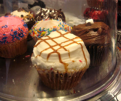 Dylan's Candy Bar Cupcakes