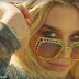 Assista a “I Need A Woman”, novo clipe da Kesha