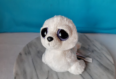 Pelúcia de foca tipo zoiudos da marca Aurora , 20 cm   R$25,00