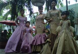 model kebaya anak anak.jpg