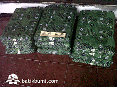 Batik perusahaan