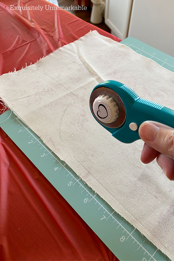 Using A Rotary Cutter On Fabric