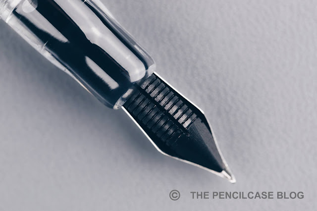 REVIEW: NOODLERS AHAB FLEX NIB FOUNTAIN PEN