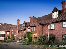 Gowrie Court Toorak