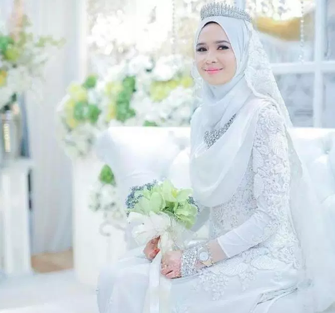 10 Contoh Baju Pengantin Sederhana Muslimah Tapi Modern 