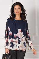 Bluza Ashley bleumarin cu imprimeu floral la baza