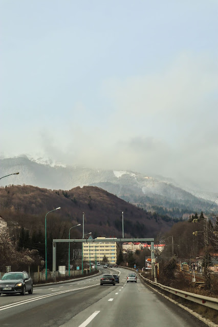 Skiing in Romania