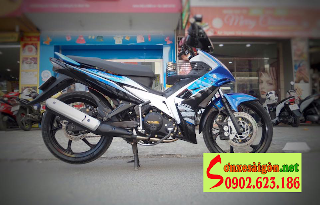 Mẫu sơn xe Exciter 2010 Spark màu xanh ngọc đen