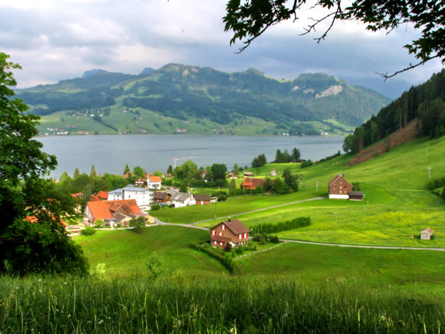 Sihlsee - lago artificial da Suíça - cantão de Schwyz