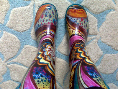 Western Fashion Rain Boots on Are Rain Boots In Style   Smiley Face Rain Boots