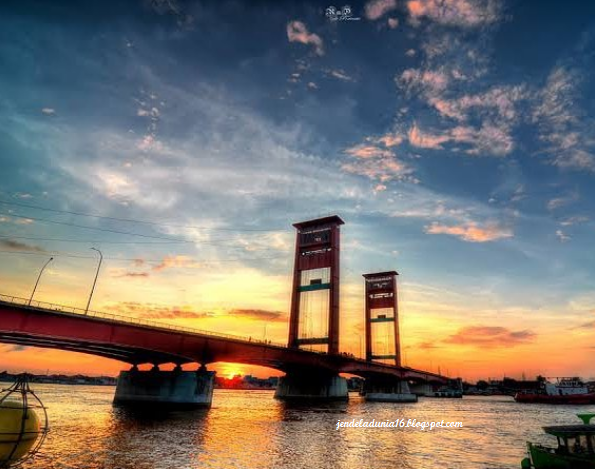 [http://FindWisata.blogspot.com] Jembatan Ampera, Objek Wisata Icon Kota Palembang Sumatera Selatan