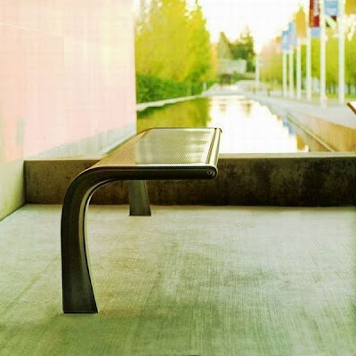 25 Unusual and Creative Benches