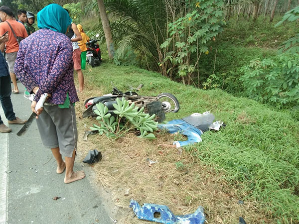 Sopir Truk Ngebut Mendahului, Pedagang Tahu Meregang Nyawa di Jalinsum Batubara