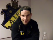 Halva säsongen återstår men AIK har redan gjort klart med en tvåårig . (sampa aik)