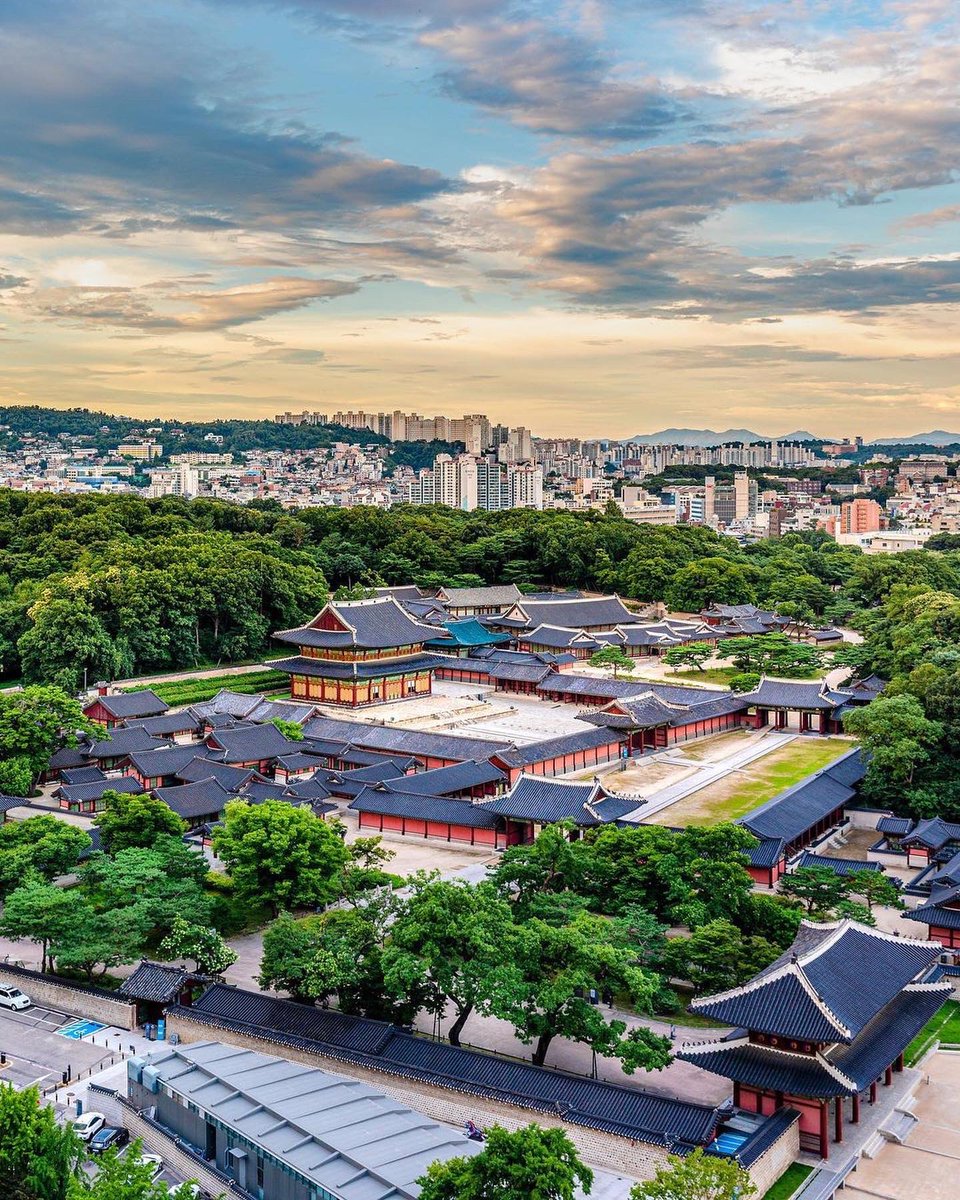 พระราชวังชางด๊อก (Changdeokgung Palace: 창덕궁)