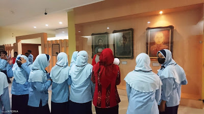 Pelajaran Luar Sekolah SMP Islam Plus Assalamah