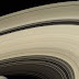 Los arcos translúcidos de los anillos de Saturno