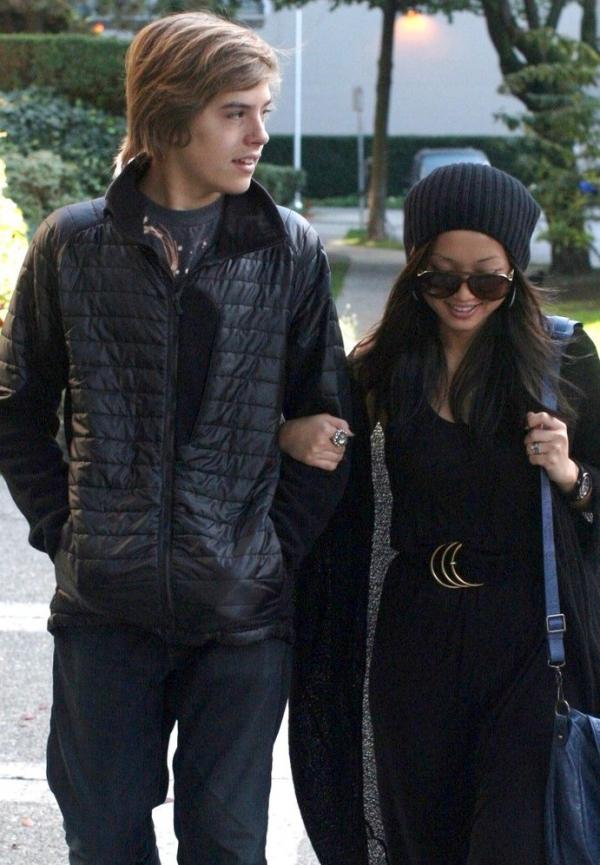 dylan sprouse 2011. dylan sprouse girlfriend.