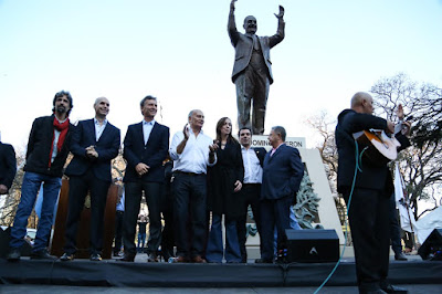 Primer monumento a Perón en la Ciudad