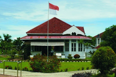 Tempat Wisata Bengkulu Paling Terkenal Ini Wajib Anda Kunjungi