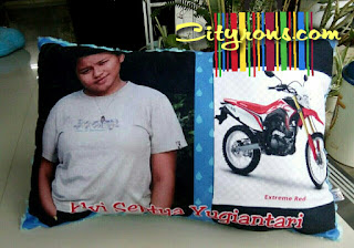 bantal foto printing