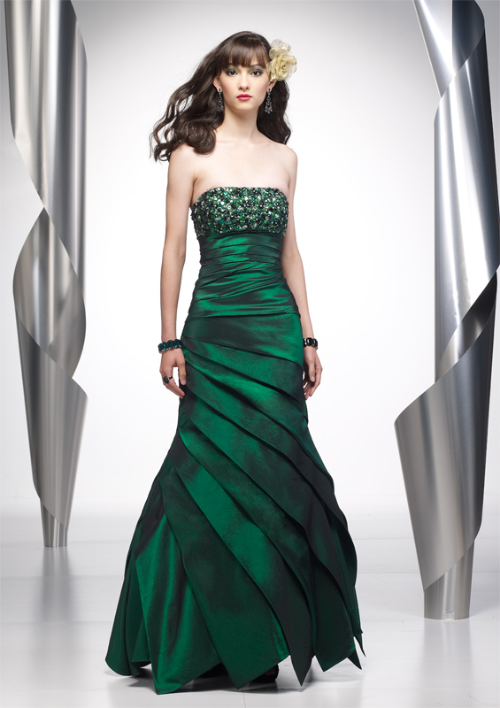 prom dresses 2011. ball gowns 2011 is here!