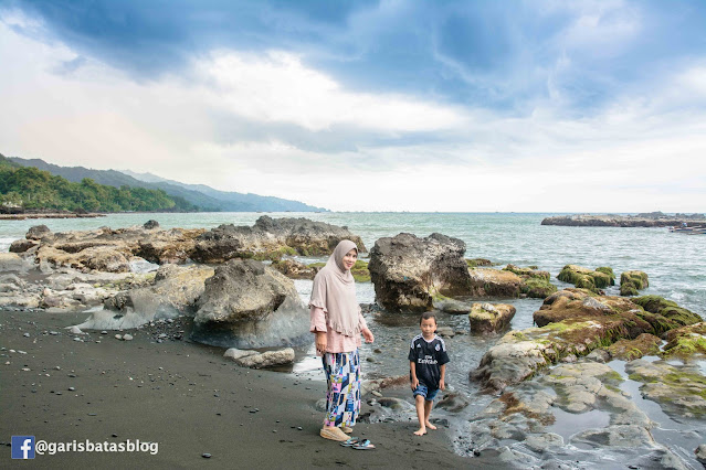 Pantai Loji