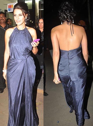 Bollywood Actresses Spotted In Backless Hot Dresses