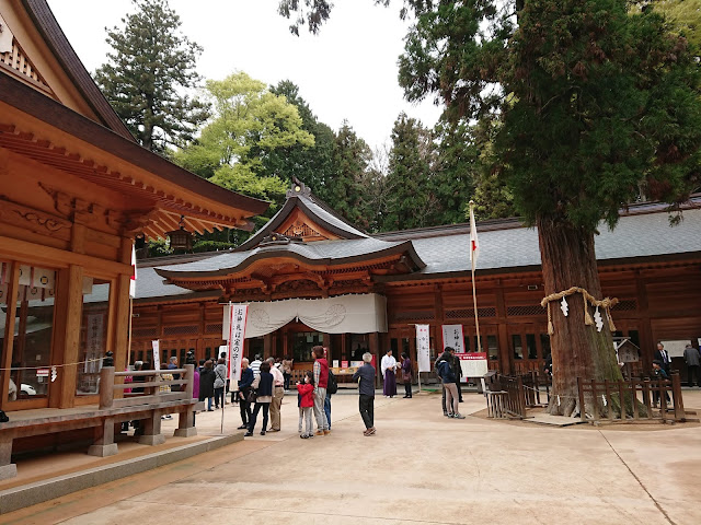 穂高神社の本殿