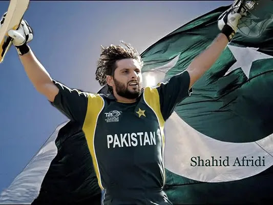 Shahid Afridi playing cricket