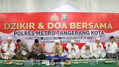 Hadirkan Abuya Muhtadi, Polres Metro Tangerang Kota Gelar Dzikir dan Doa Bersama Akhir Tahun